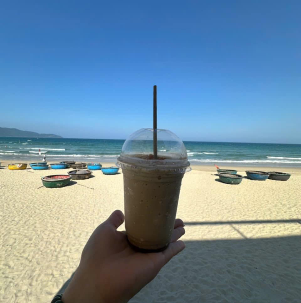 다낭 미케비치 커피 사용